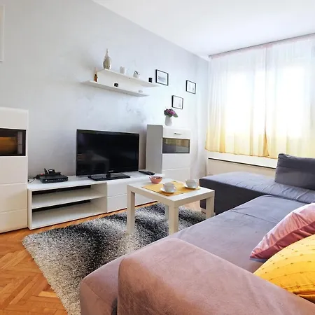 Apartment Paradise Fantasy *